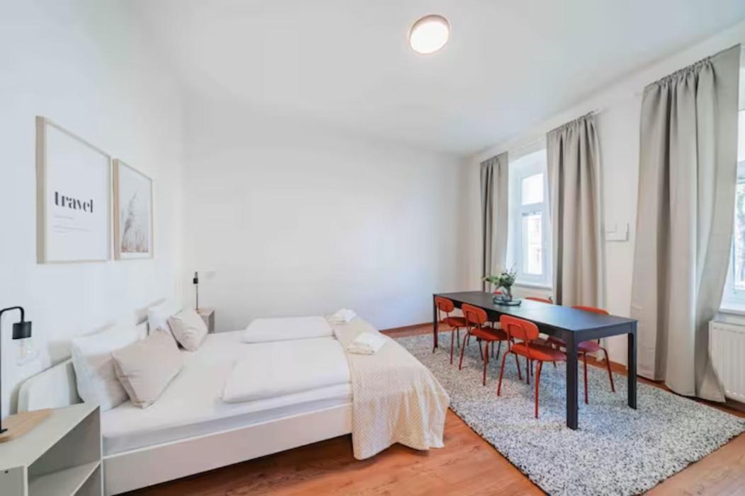 Apartments Next To Schoenbrunn - Free Parking !!! เวียนนา ภายนอก รูปภาพ